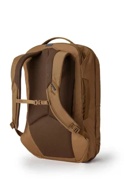 Gregory Reistassen|Border Traveler 30