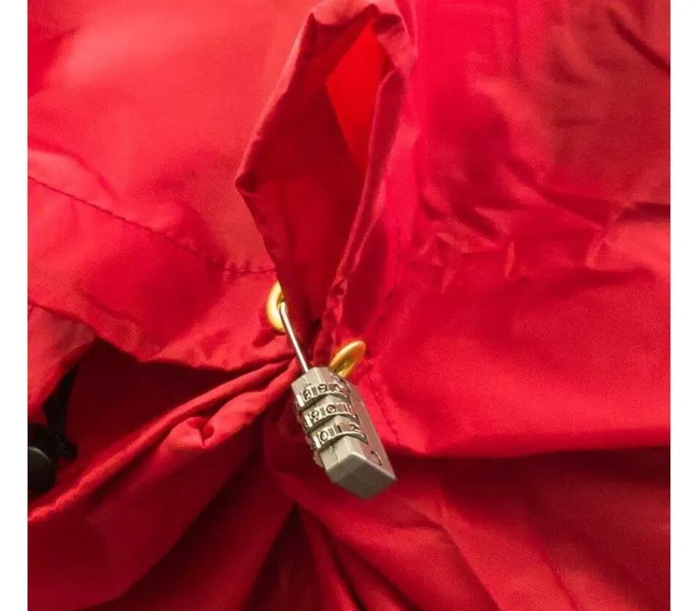 Lowland Regenhoezen & Flightbags|Flightbag