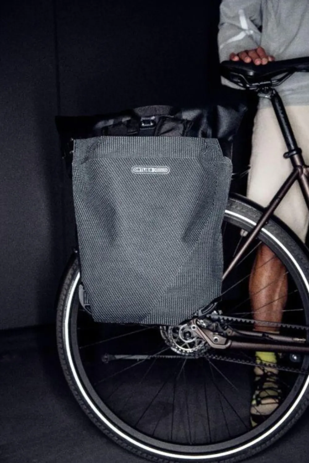 Ortlieb Fietstassen|Fietstassen|Vario PS QL 2.1 26L high visibility black-reflecti