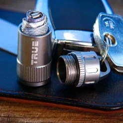 True Utility Reisgadgets|CashStash+ clam